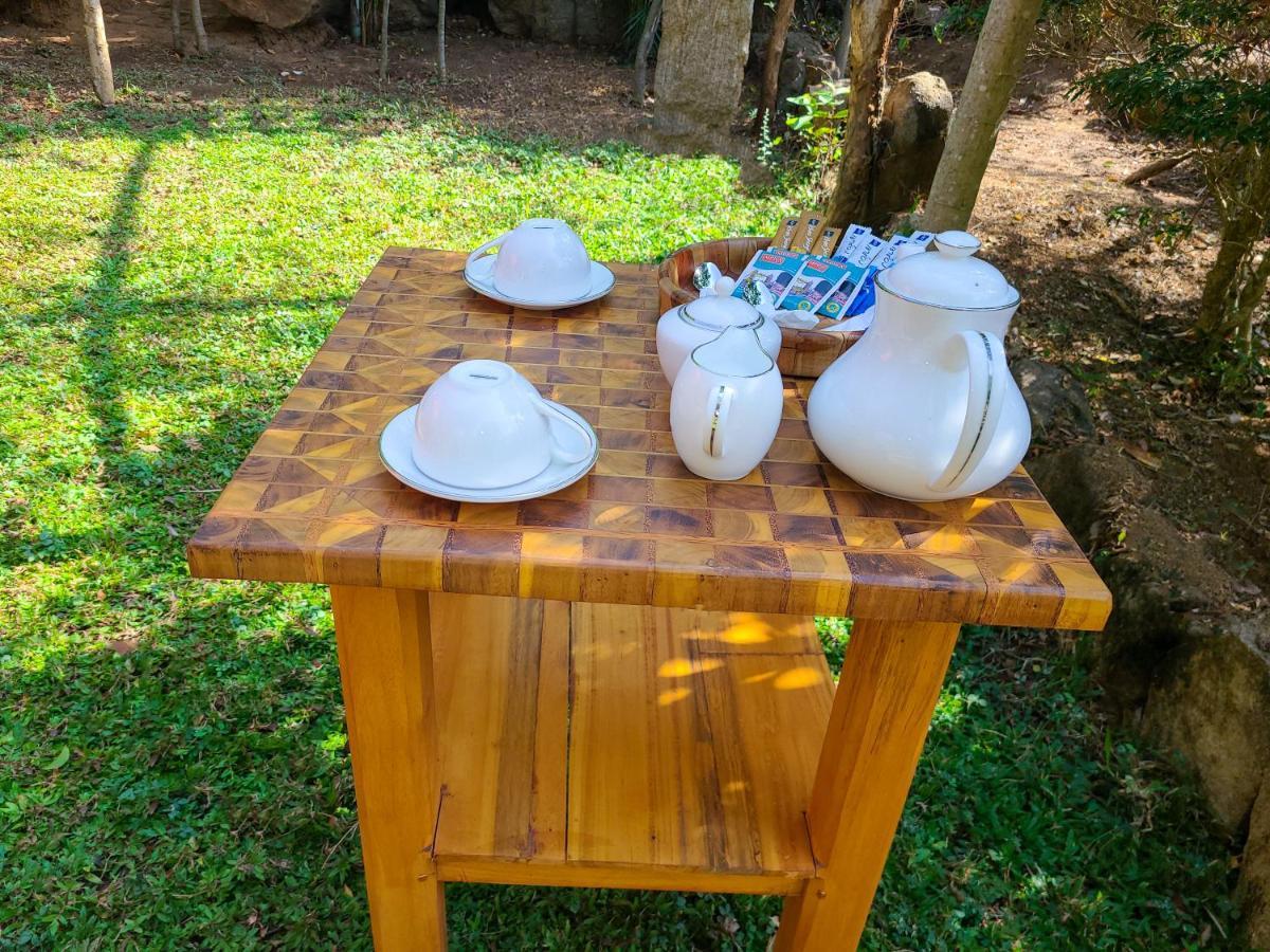 Woodholic Homestay Sigiriya Exterior foto